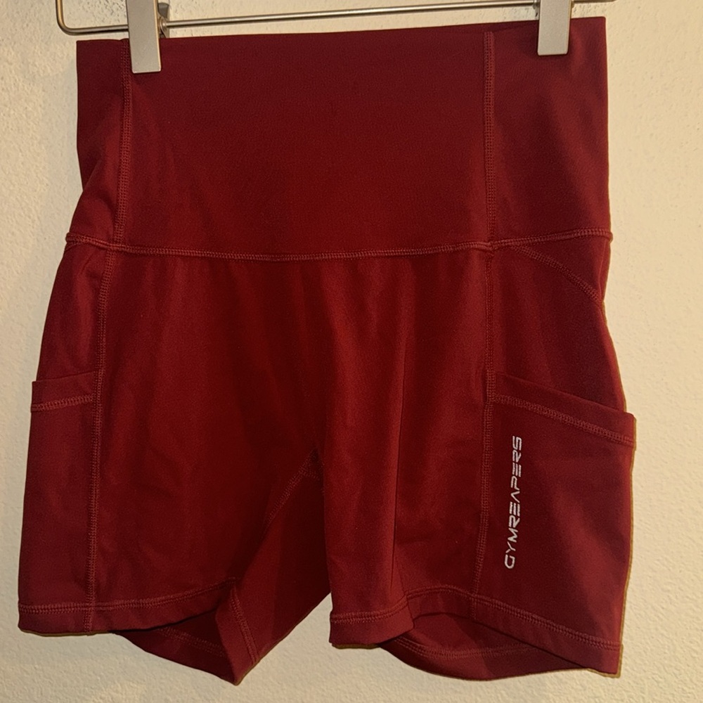 Gymreapers‎ Maroon Athletic Bike Shorts Women’s Size Small